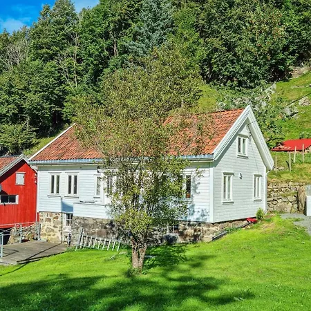 3 Bedroom Lovely In Hidrasund Сasa de vacaciones