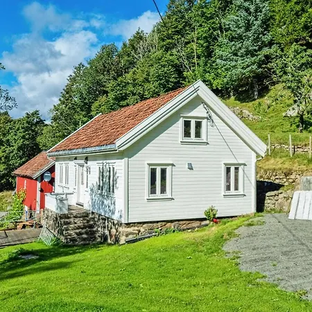 Amazing In Hidrasund With Wifi